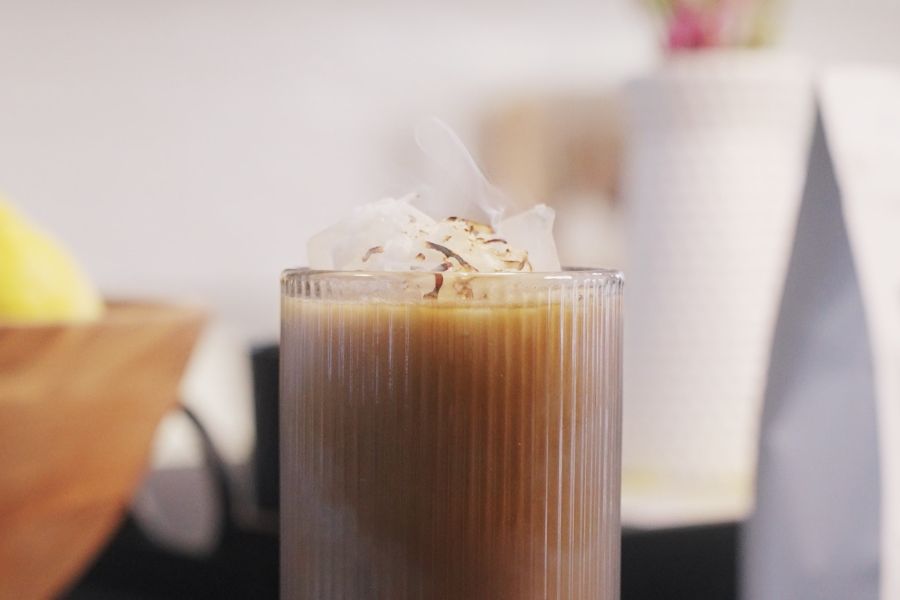Iced Vanilla Coconut Latte: A Tropical Twist on Your Coffee Routine