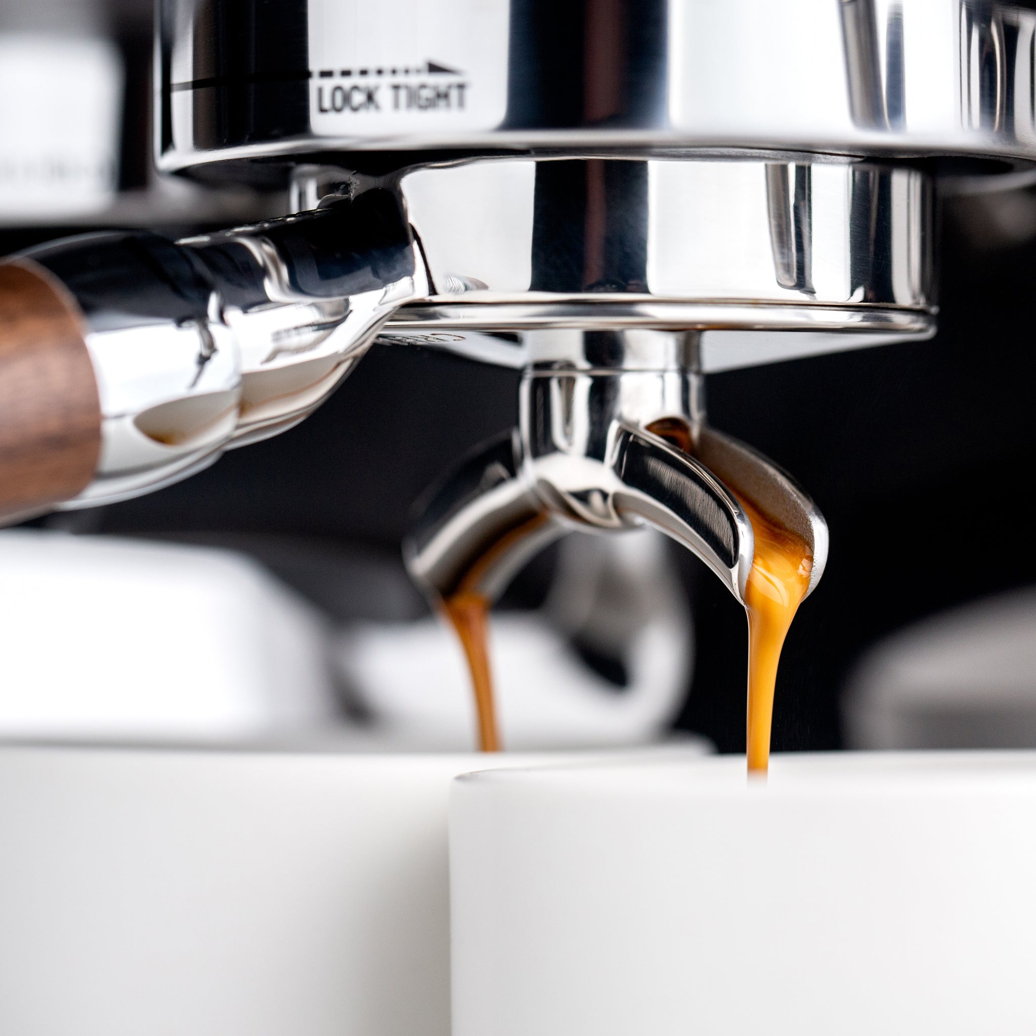 Bottomless Spouts – Crema Coffee Products